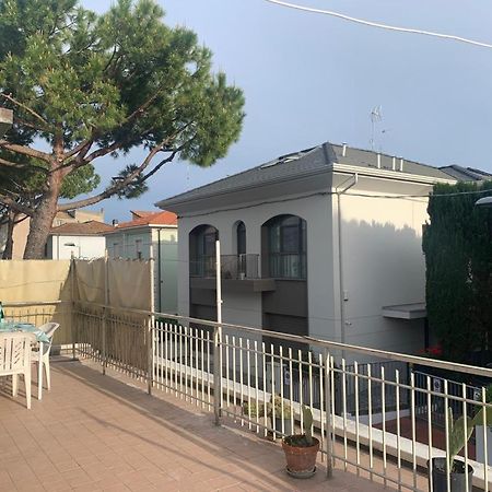 Appartamento Betti, San Giuliano Mare Rimini Esterno foto